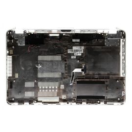   HP 17-F0, 17-F1, 17-F2 használt alsó fedél hangszóróval (766909-001)