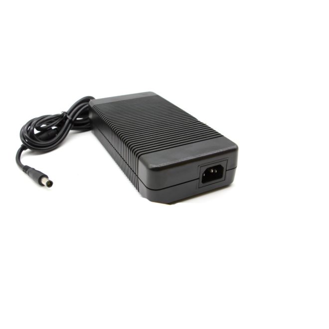 Dell XPS M1730 19.5V 11.8A 230W-os gyári új Laptop töltő