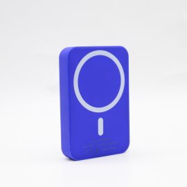   Apple iPhone Power Bank MagSafe, 10.000mAh mágneses indukciós vezeték nélküli gyors töltővel, Lightning kábellel tölthető fel, kék