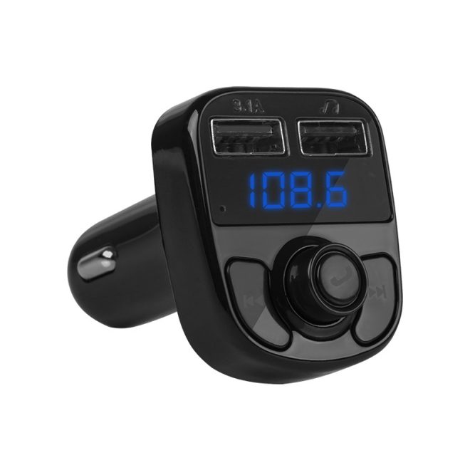 Szivargyújtós FM Transmitter – Bluetooth kapcsolat és MP3 lejátszás funkcióval, 2x USB (3,1A) porttal telefonok gyors töltéséhez. Praktikus autós kiegészítő zenehallgatáshoz és handsfree hívásokhoz