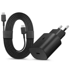   Apple iPhone 15, 16, 17, 18 -hoz 25W Fekete Gyors Töltő + Kábel (USB-C to USB-C) 