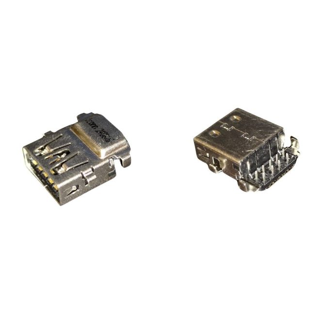 Dell Inspiron 3583 gyári új USB csatlakozó