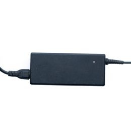 Laptop töltő