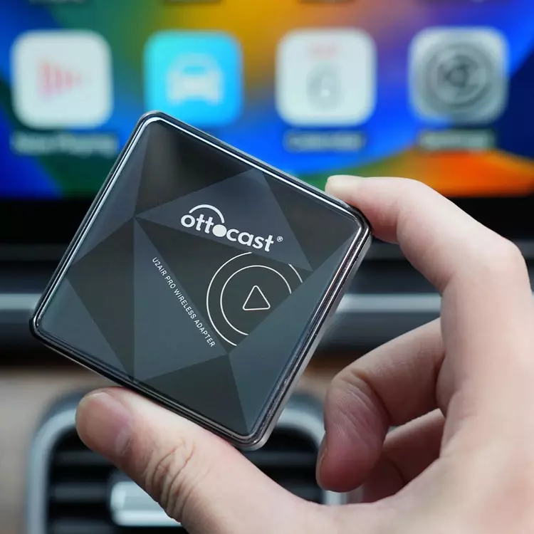 OTTOCAST Apple CarPlay U2AIR Pro Wireless, Vezeték nélküli adapter (CP82)