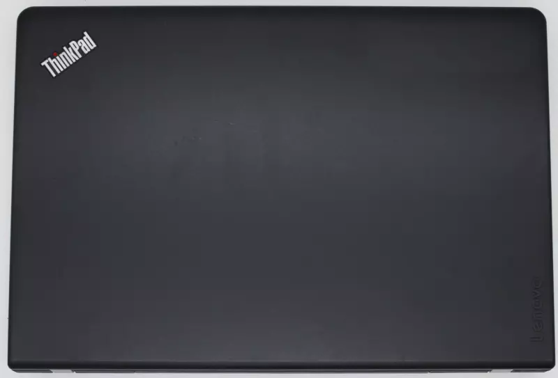 Lenovo ThinkPad E570 | 15,6 colos HD kijelző | Intel Core I5-7200U | 8GB RAM | 256GB SSD | Magyar billentyűzet  | Win10 PRO + 2 év garancia !
