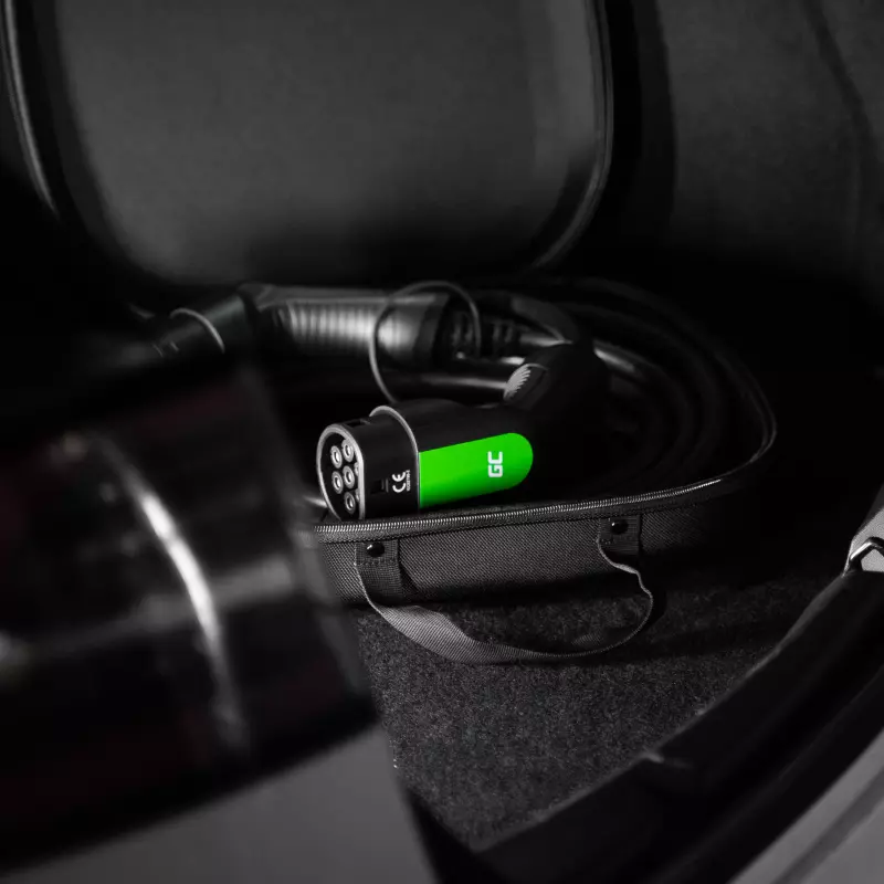 Green Cell Type 2 EV töltőkábel elektromos autóhoz, Tesla, Audi, BMW, Hyundai stb., 7.2kW, 32A, 5m, fekete (EV09)