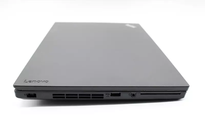 Lenovo ThinkPad L470 | 14 colos FULL HD kijelző | Intel Core i5-7200U | 8GB memória | 512GB SSD | MAGYAR BILLENTYŰZET | Windows 10 PRO + 2 év garancia!