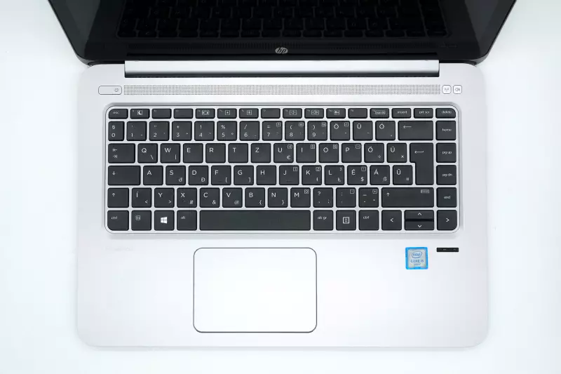 HP EliteBook Folio 1040 G3 | 14 colos Full HD kijelző | Intel Core i5-6300U | 8GB memória | 512GB SSD | Windows 10 PRO + 2 év garancia!