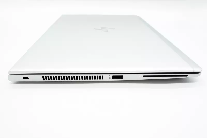 HP EliteBook 840 G5 | 14 colos Full HD kijelző | Intel Core i5-8250U | 8GB RAM | 256GB SSD | Windows 10 PRO + 2 év garancia!