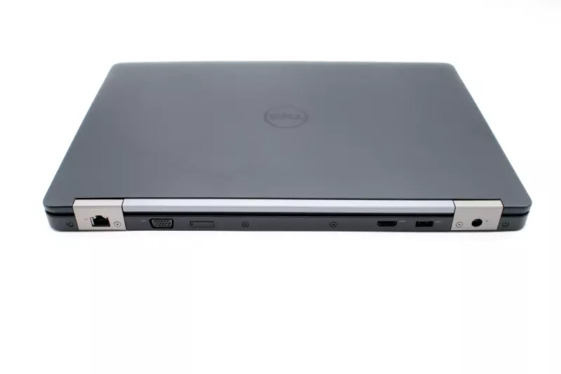 Dell Latitude E5570 | 15,6 colos Full HD kijelző | Intel Core i5-6200U | 8GB RAM | 256 GB SSD | Magyar billentyűzet | Windows 10 Pro + 2 év garancia!