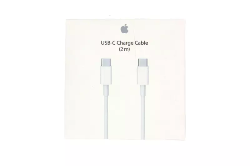 Apple gyári USB-C to USB-C (Type-C) adat, töltőkábel 2m, fehér (MLL82ZM/A)