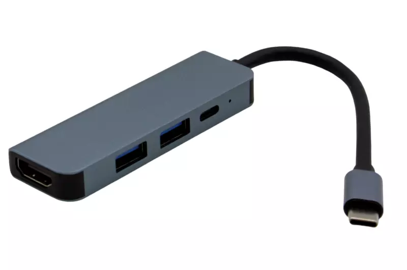USB-C HUB átalakító a következőkre: HDMI, USB-C, 1db USB 3.0, 1db USB 2.0