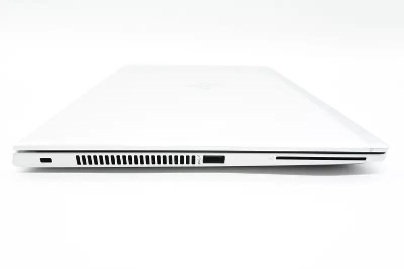 AKCIÓ!! HP EliteBook 830 G5 | 13,3 colos FULL HD kijelző | Intel Core i5-7300U | 8GB memória | 256GB SSD | Windows 10 PRO + 2 év garancia!