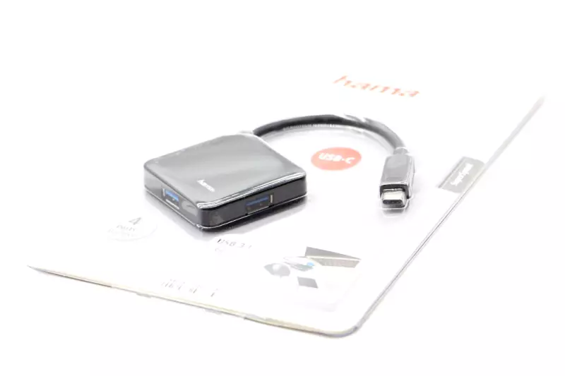 Hama USB Type-C - 4db USB 3.1 (Gen 1) HUB porttal (135750)