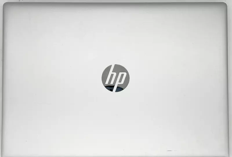 HP ProBook 640 G4 | 14 colos HD kijelző | Intel Core i5-7200U | 8 GB memória | 256 GB SSD | Windows 10 PRO +  2 év Garancia!
