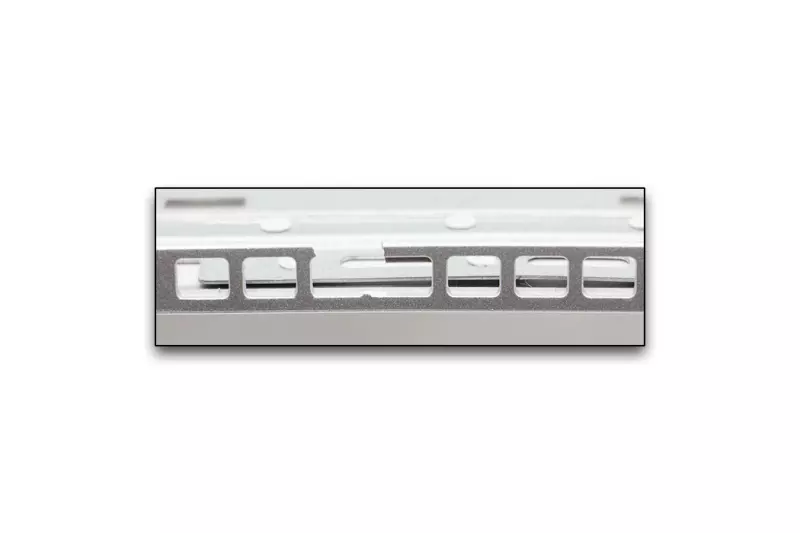 Lenovo IdeaPad Z51-70 gyári új (B kategóriás, esztétikai hibás) ezüst felső fedél (5CB0J23760, 5CB0J23656)