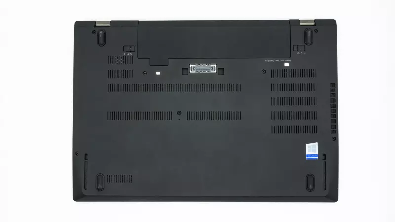 Lenovo ThinkPad L570 | 15,6 colos FULL HD kijelző | Intel Core i5-7300U | 8GB memória | 512GB SSD | Magyar billentyűzet | Windows 10 PRO + 2 év garancia!