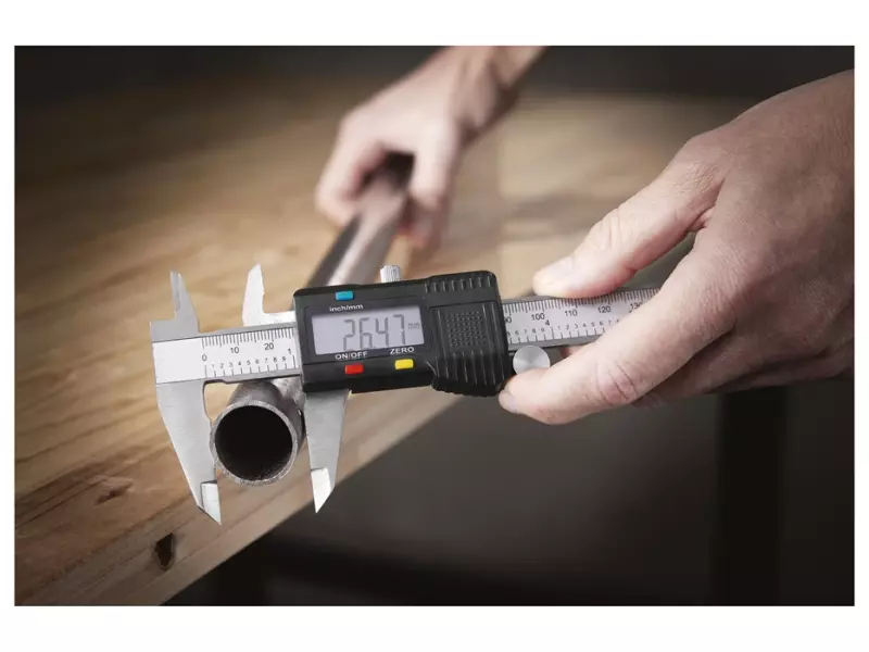 PARKSIDE® Digitális tolómérő mélységmérővel 0,01 mm x 150 mm