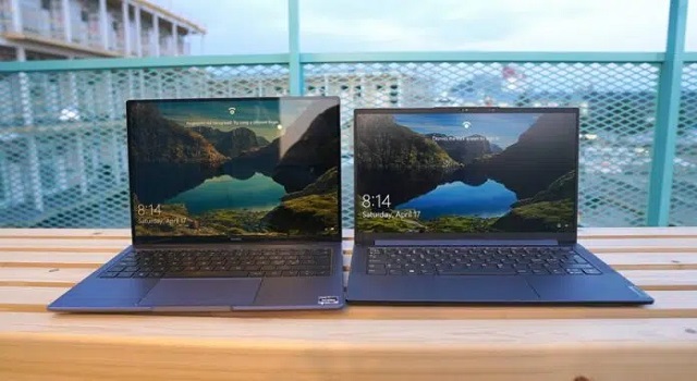 Mi a különbség a fényes és a matt laptop kijelző között?